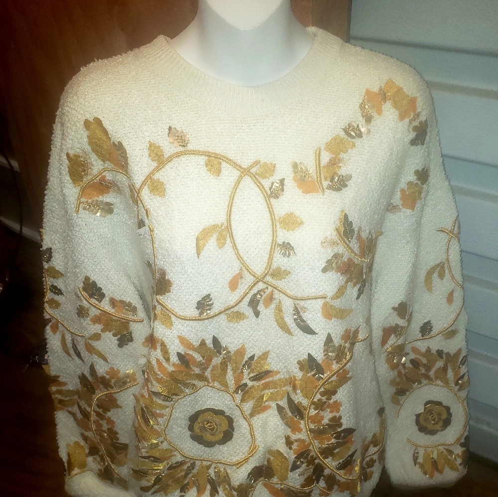 Chanel sweater